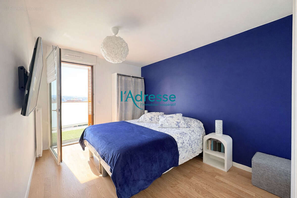 Appartement à NANTERRE