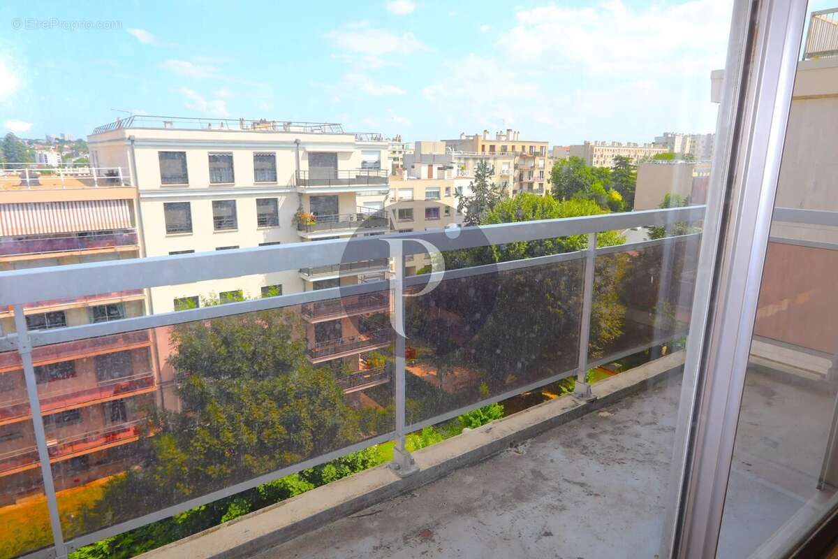 Appartement à BOURG-LA-REINE