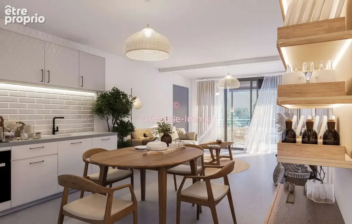 Appartement 4 pièces 82 m² à vendre à Saint-Martin (97150) - photo 2
