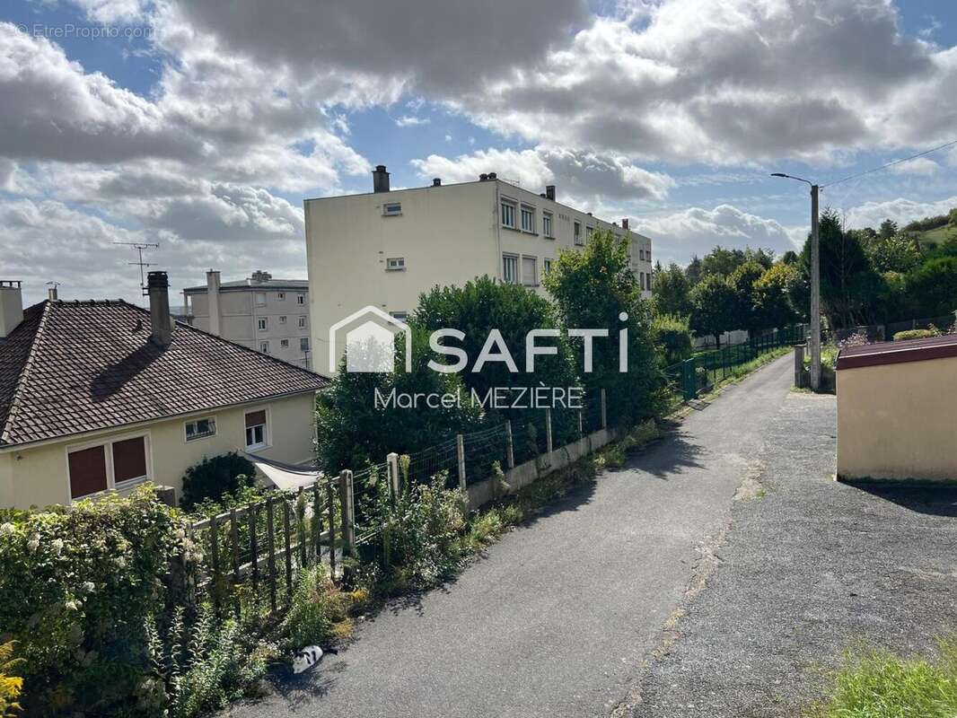 Appartement 89 m² à Paron  - photo 9