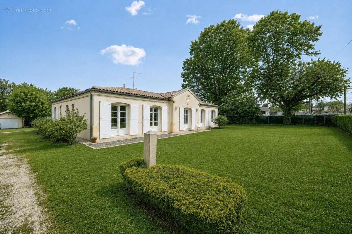 Photo 9 - Maison à MONTUSSAN