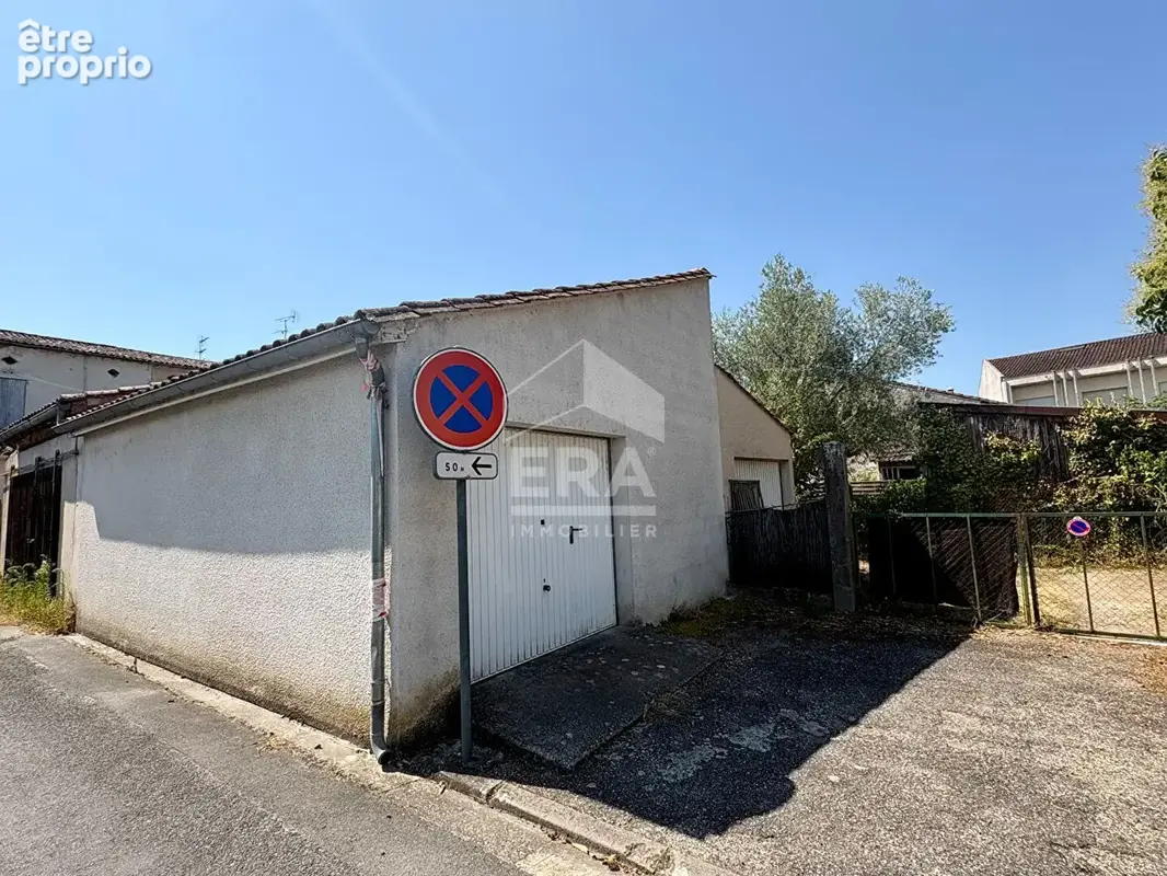Parking / box Sainte Foy La Grande 34m2 - proche des commodités et de la gare - photo 3