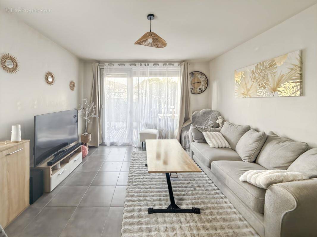 Appartement à CASTELGINEST