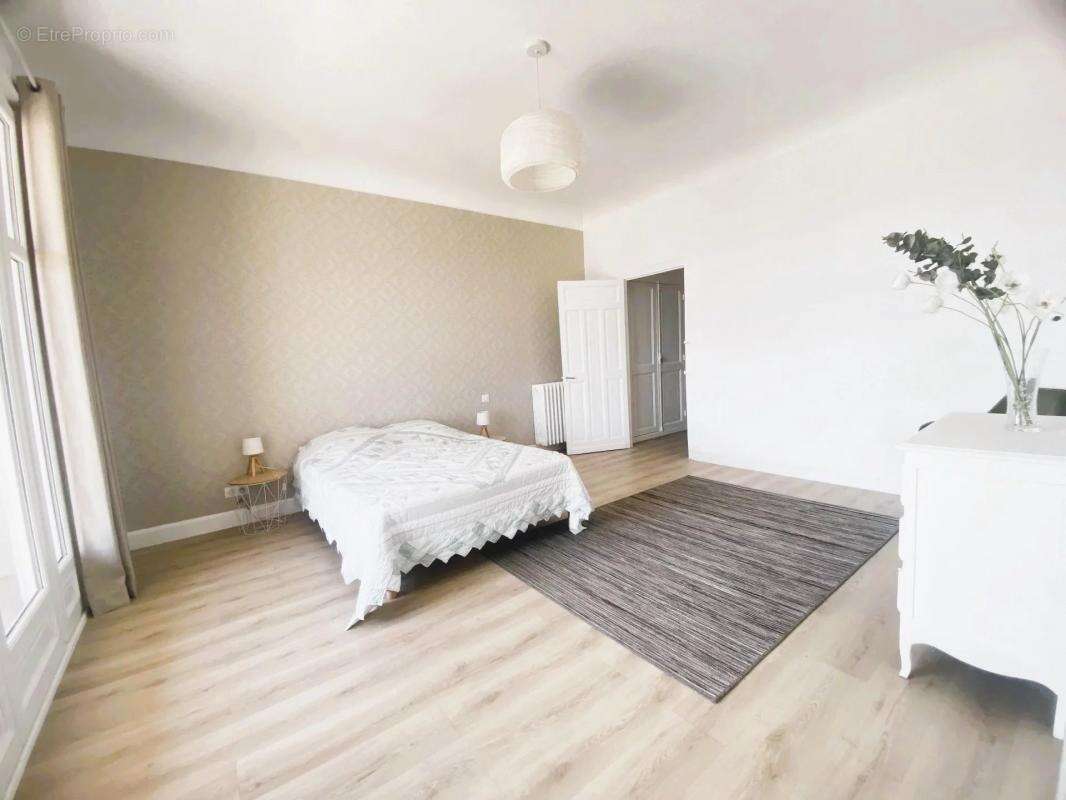 Appartement à VICHY