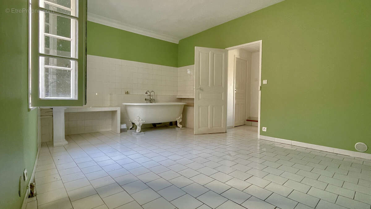 Appartement en duplex T5 avec terrasse au coeur d'Alès - photo 6
