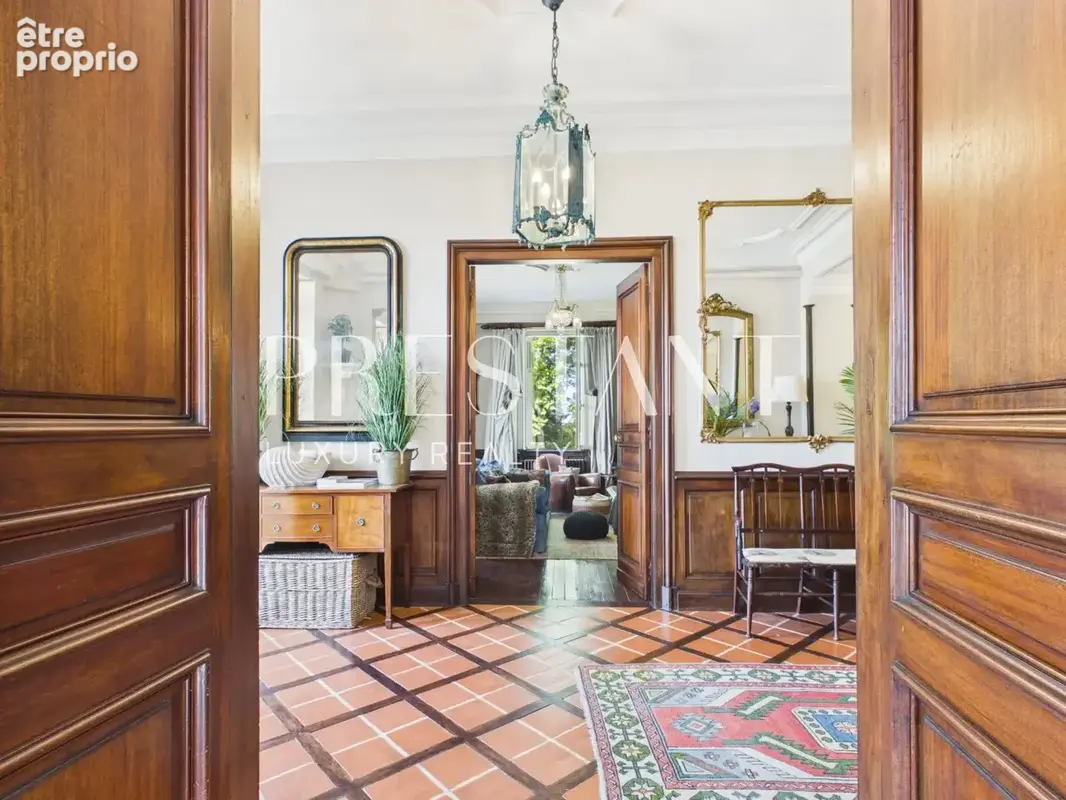 Château à vendre près de Bayonne- Demeure de caractère avec parc, piscine et tennis. - photo 9