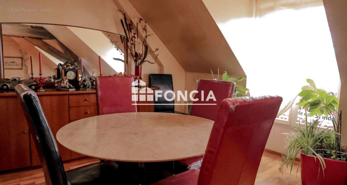 Appartement à CORBIE