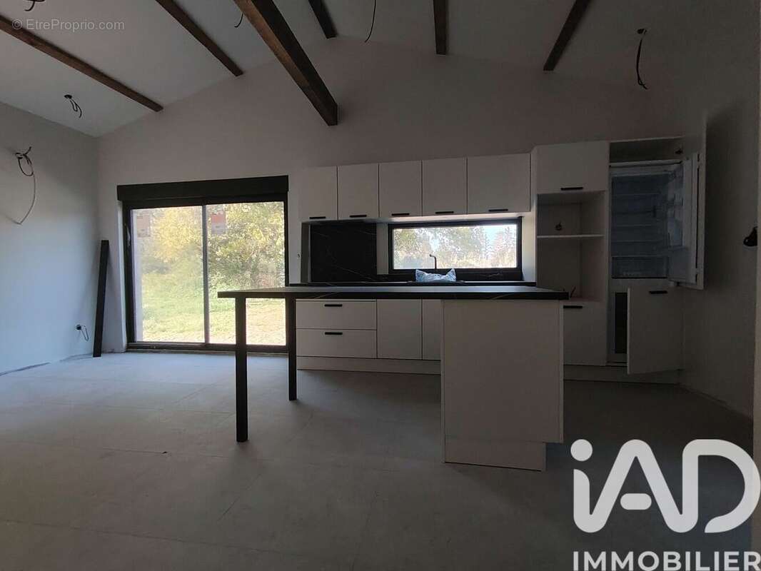 Photo 3 - Maison à MORIERES-LES-AVIGNON