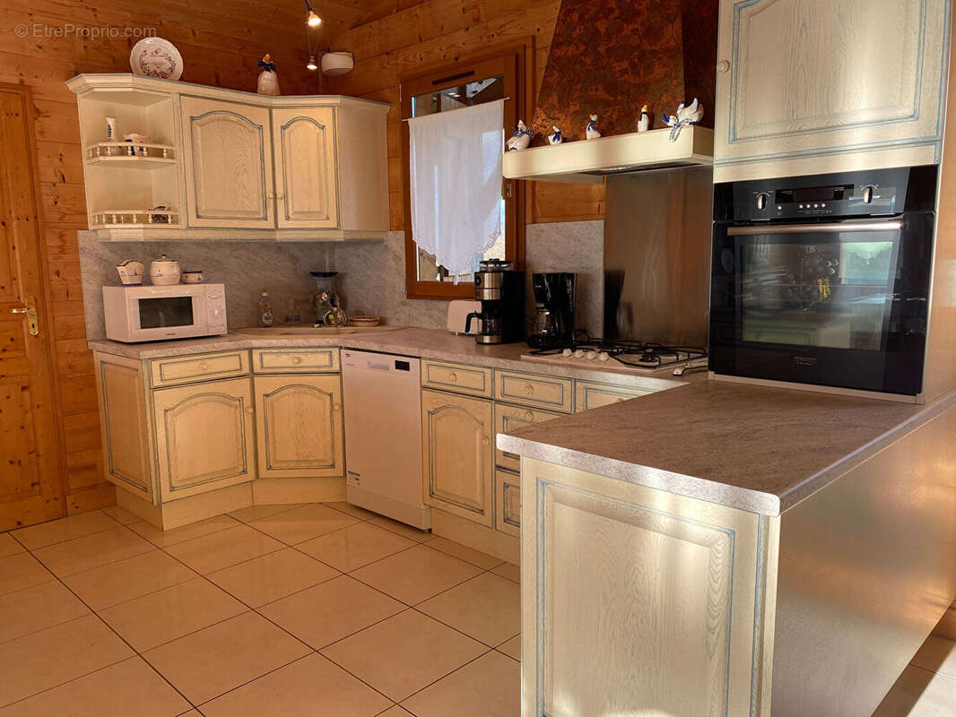 Maison à ROUFFIGNAC-SAINT-CERNIN-DE-REILHAC