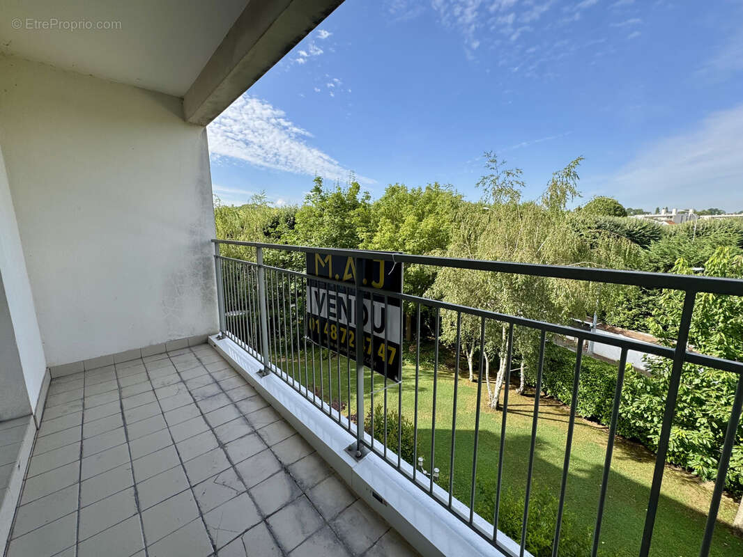 Appartement à LE PERREUX-SUR-MARNE