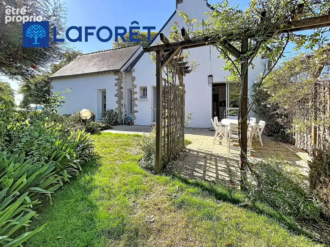 A VENDRE- Maison Pontivy 7 pièce(s) 206 m2 - photo 14