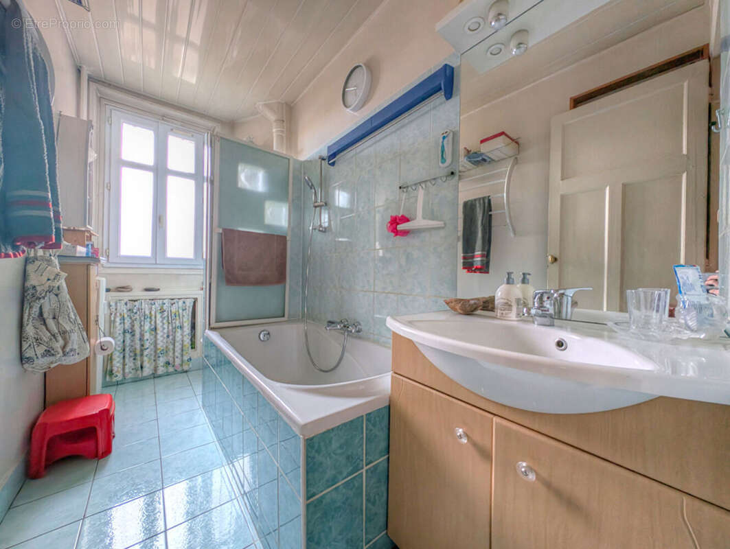 Appartement à BOIS-COLOMBES