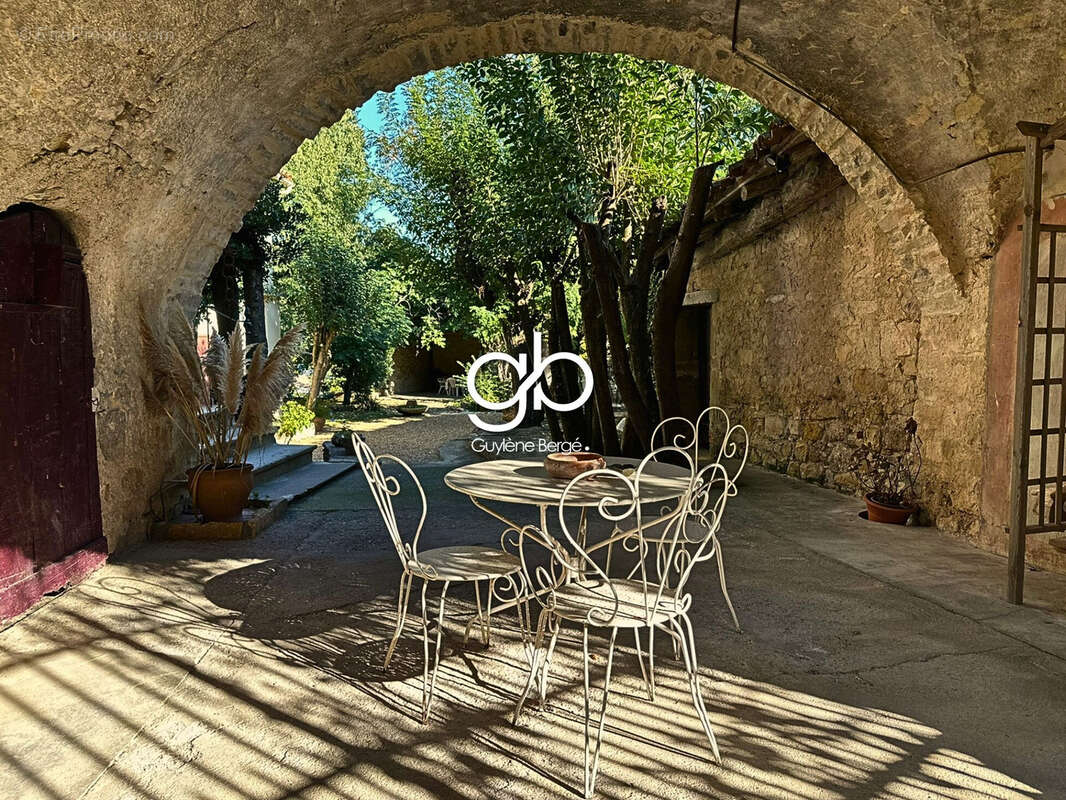 Maison à QUISSAC