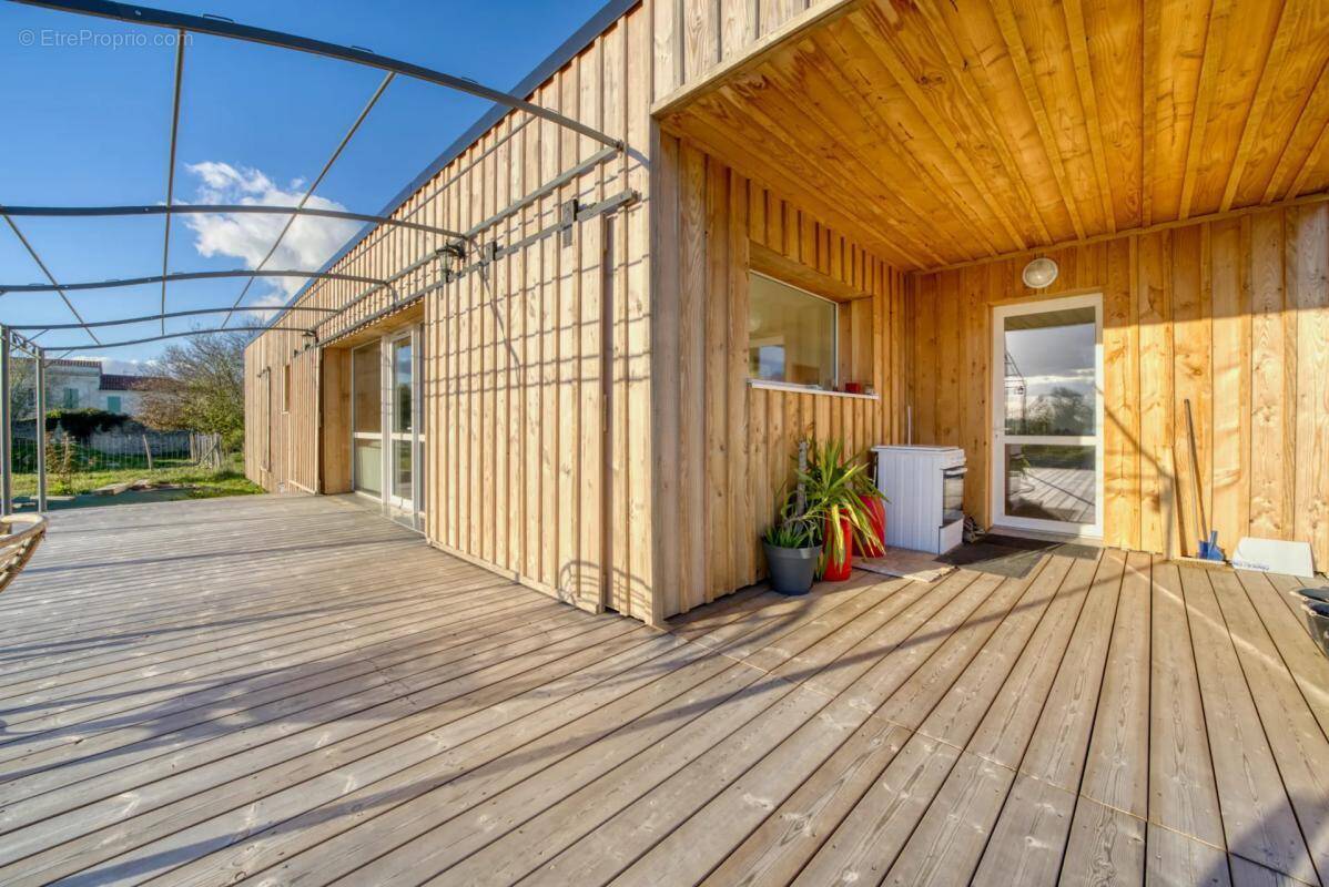 Maison à SAINTE-MEME