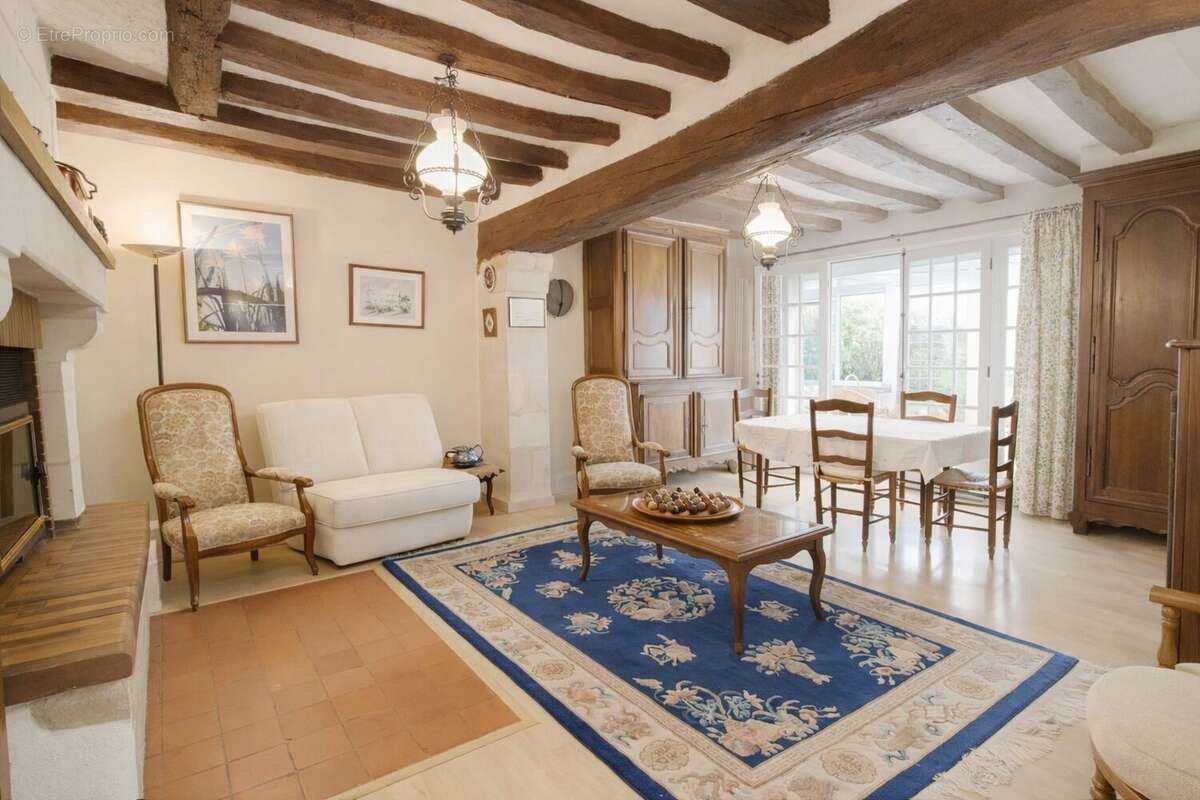 Maison 233 m² à Les Alleuds  - photo 2