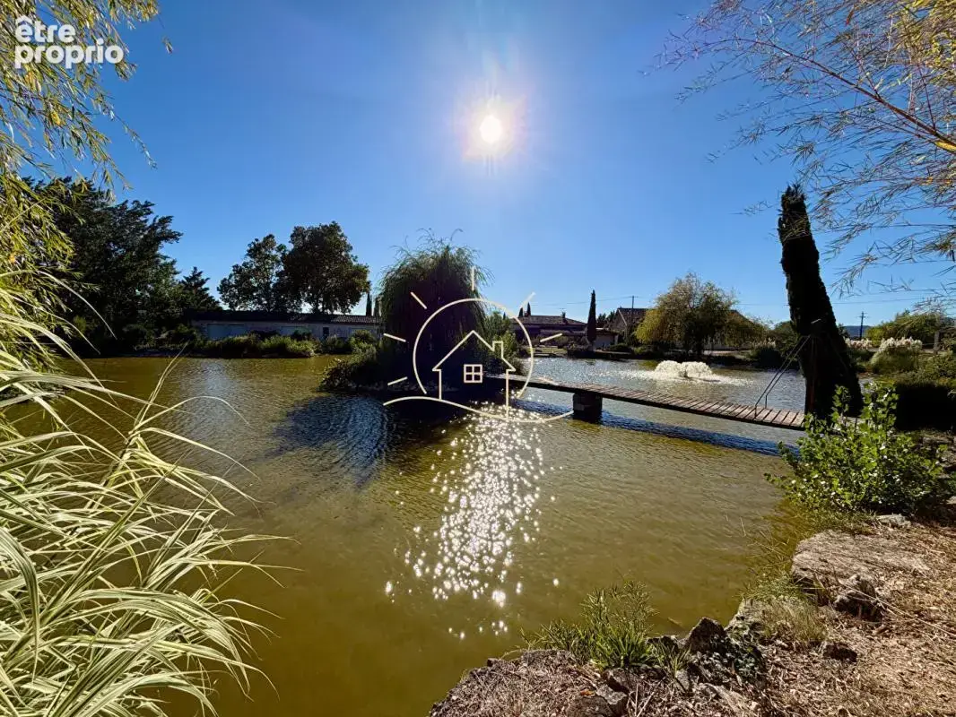 Propriété d'exception à Barjac au coeur de 8 hectares avec lac privé - photo 30