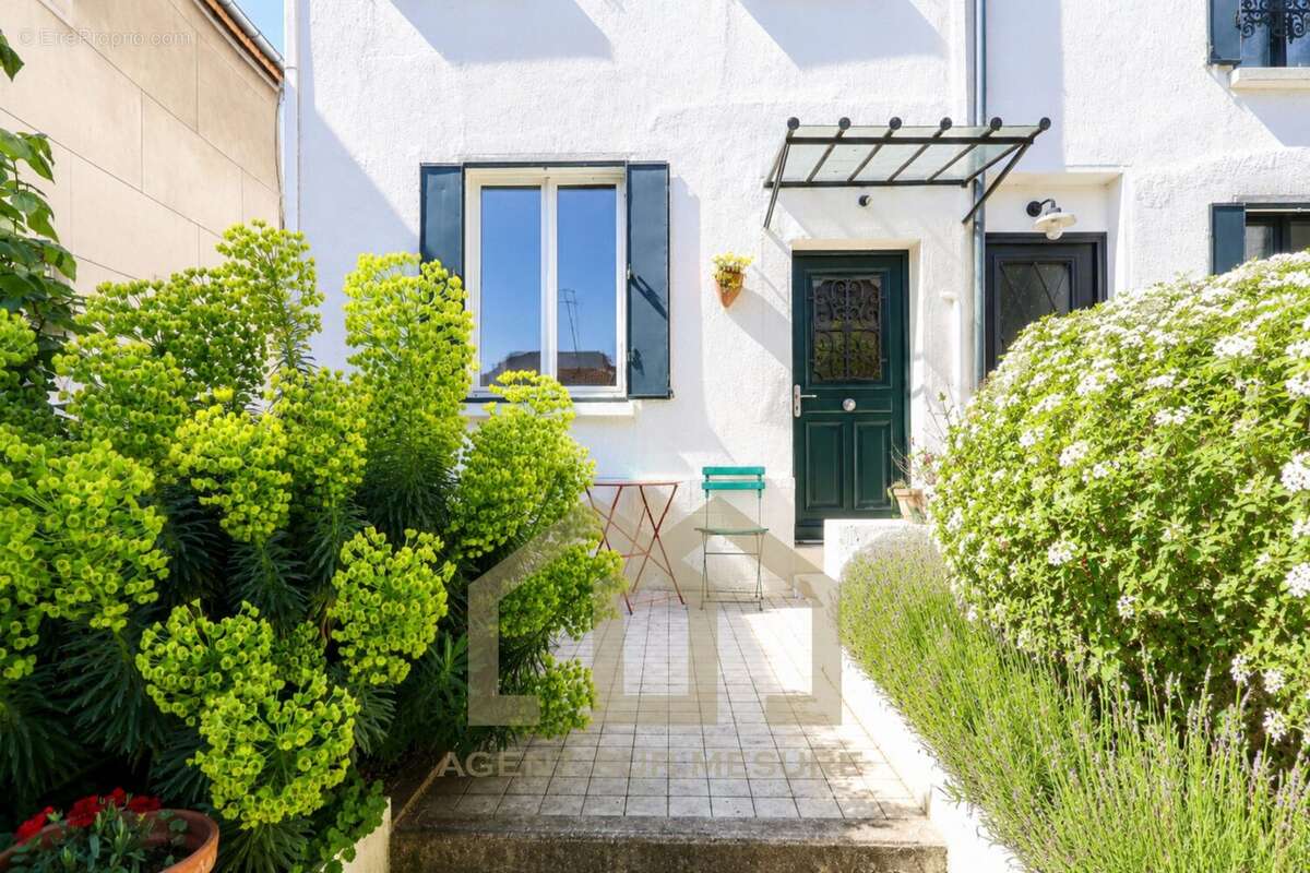 Maison 85 m² à Bagnolet  - photo 2