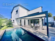 Maison à SALAISE-SUR-SANNE