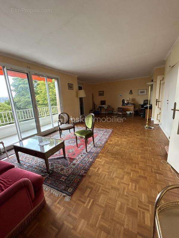 Appartement à SEVRES