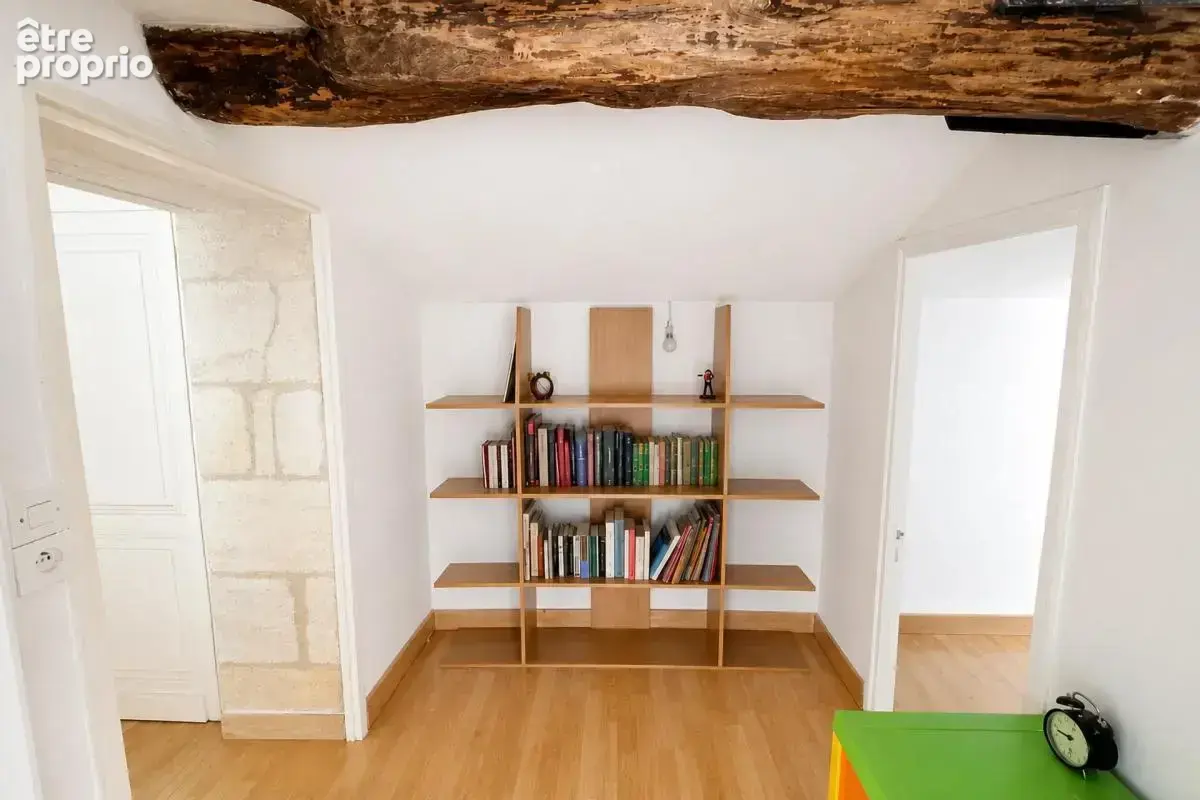Maison de 6 pièces de 166 m² à Jau-Dignac-et-Loirac - photo 10