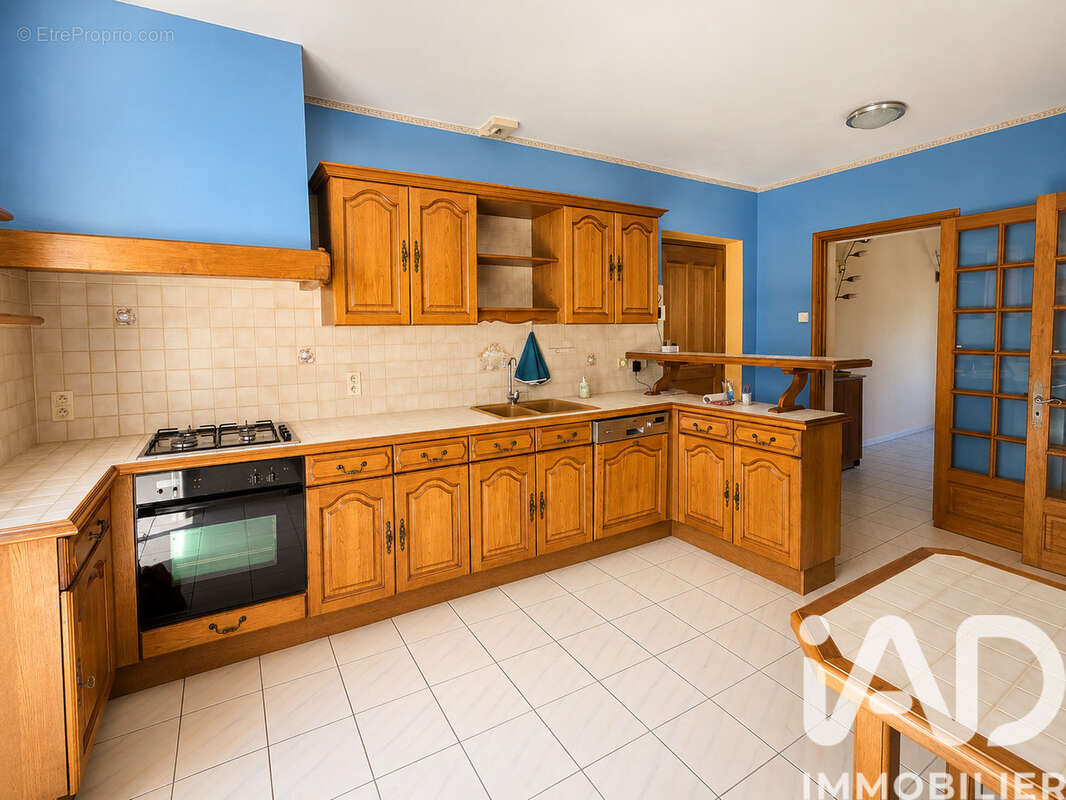 Maison 130 m² à Flaujac-Poujols  - photo 7