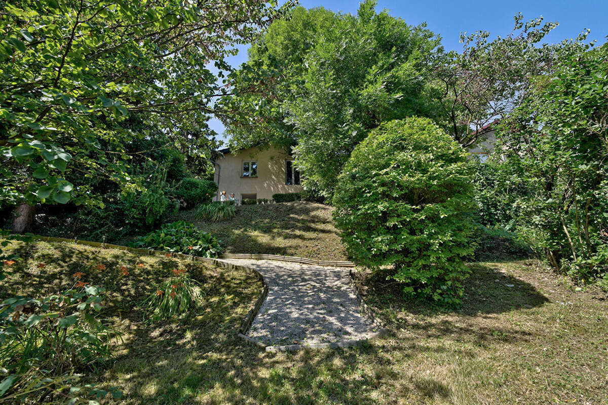 Maison à CALUIRE-ET-CUIRE