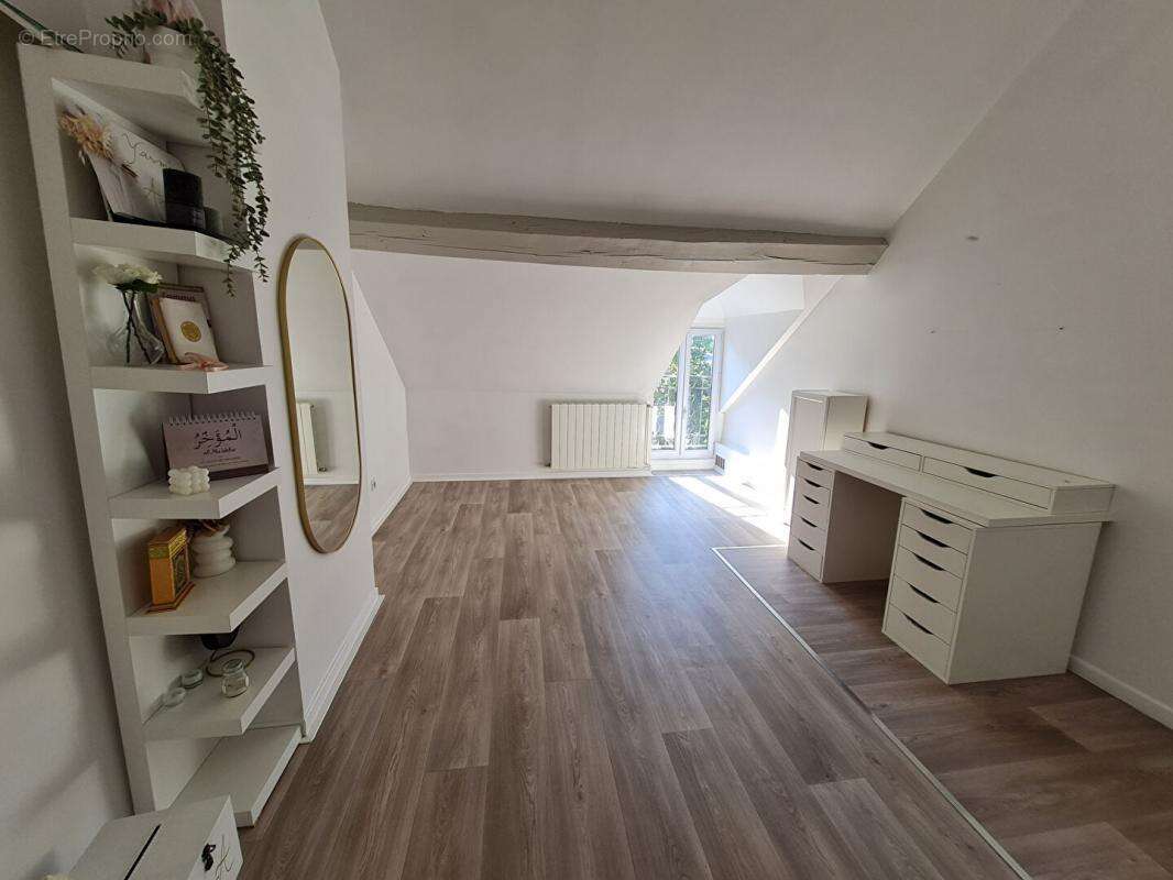 Maison à SAINT-OUEN-L&#039;AUMONE