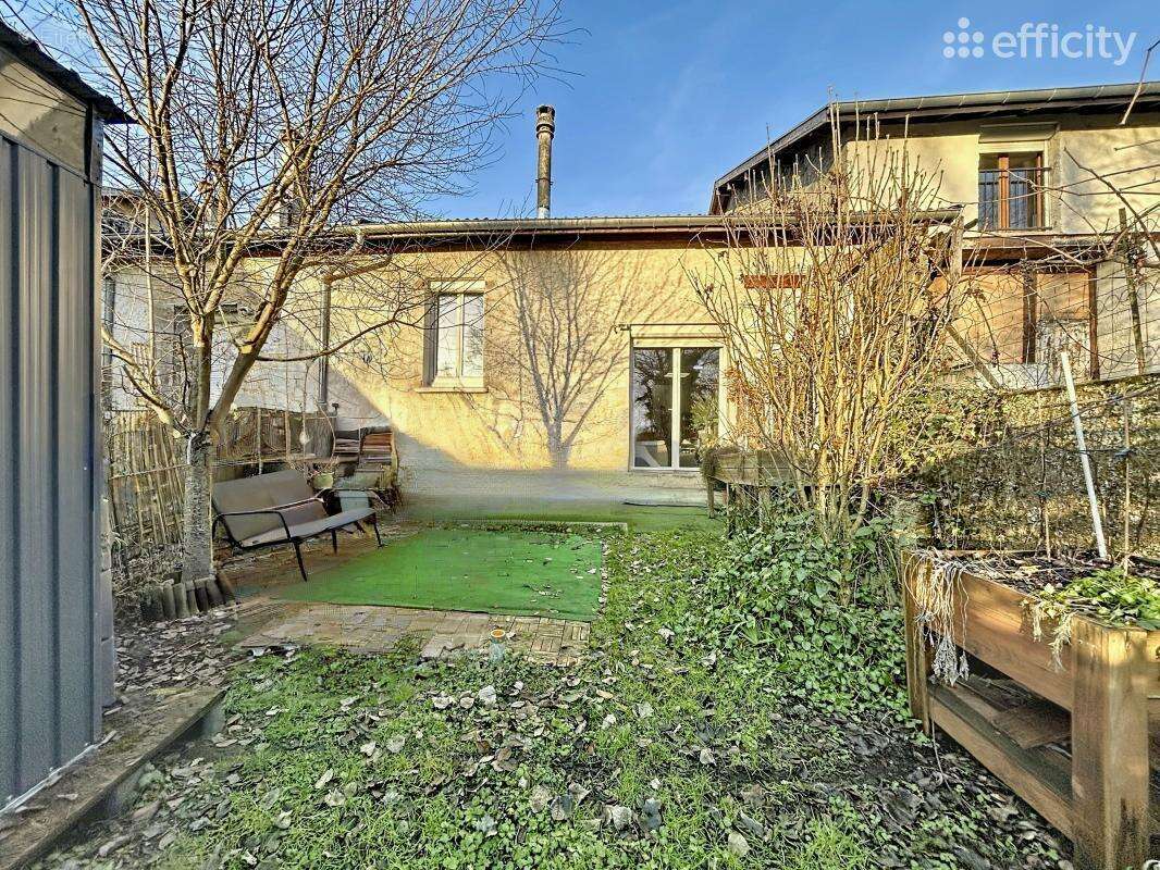 Appartement à CHIRENS