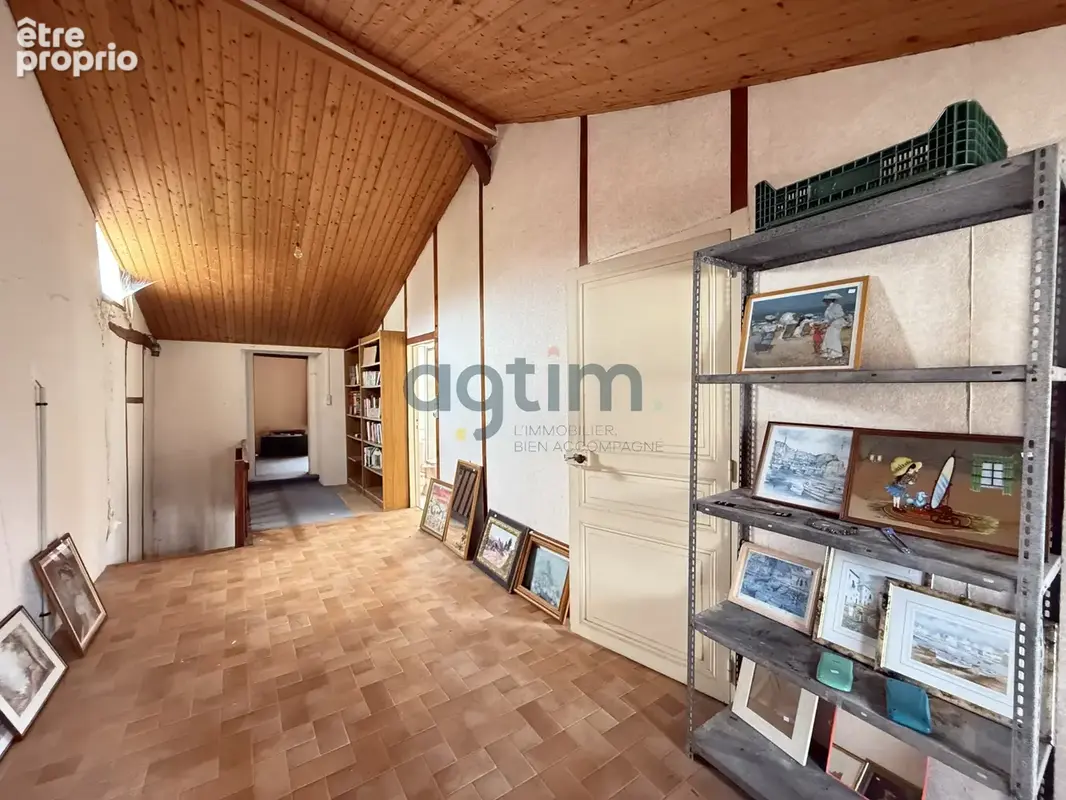 Maison de bourg, 5 chambres, garage, jardin, grande cour, terrain 315m2 - photo 16