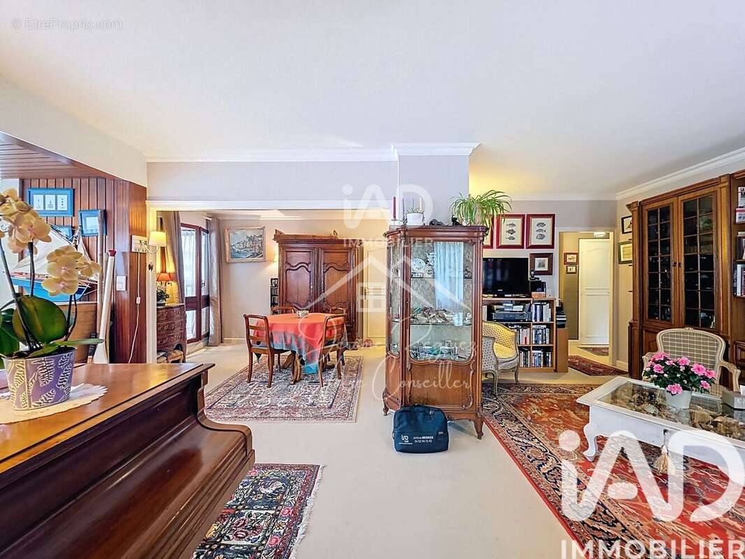 Appartement 107 m² à Le Chesnay  - photo 3
