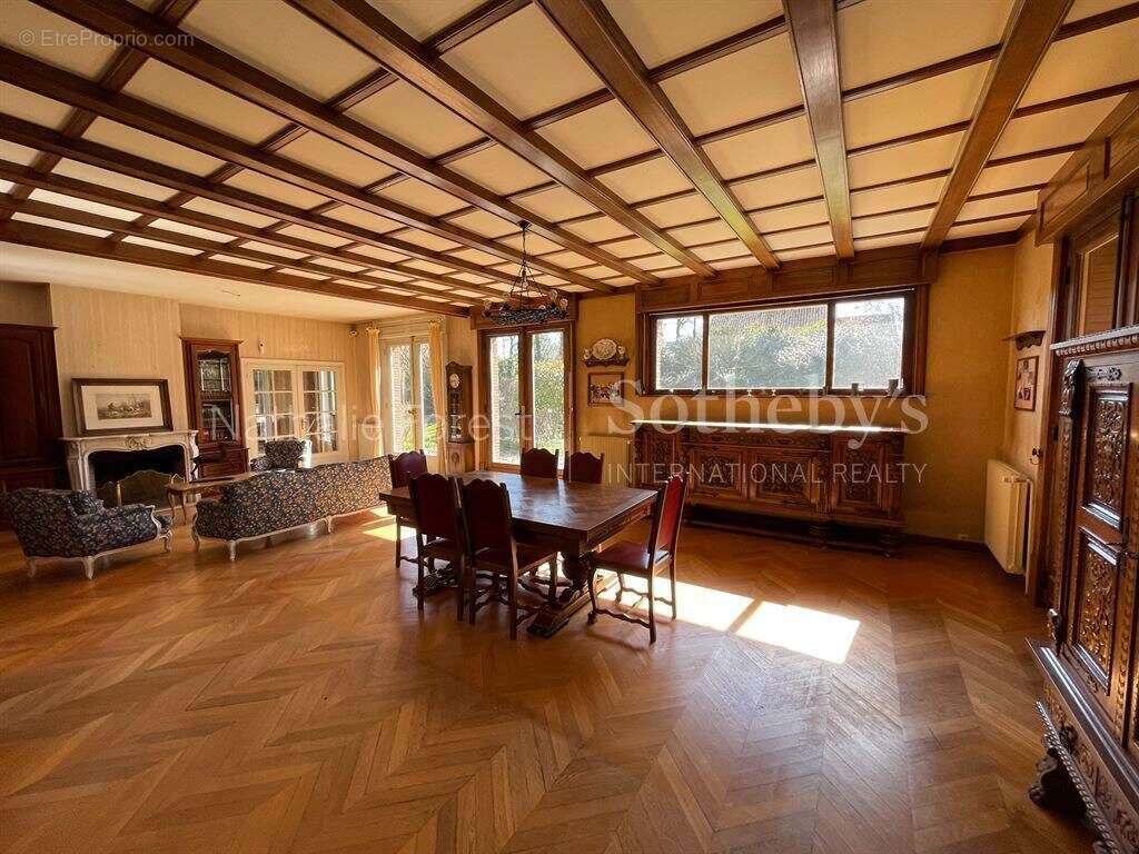 Maison à WERVICQ-SUD