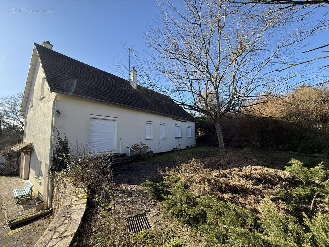 Maison à NEUVY-DEUX-CLOCHERS