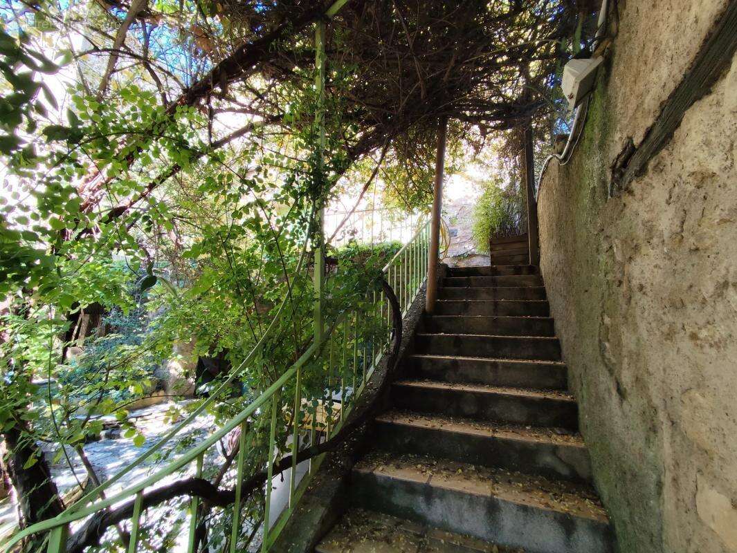 Maison de 5 pièces de 134 m² à Pézenas - photo 2