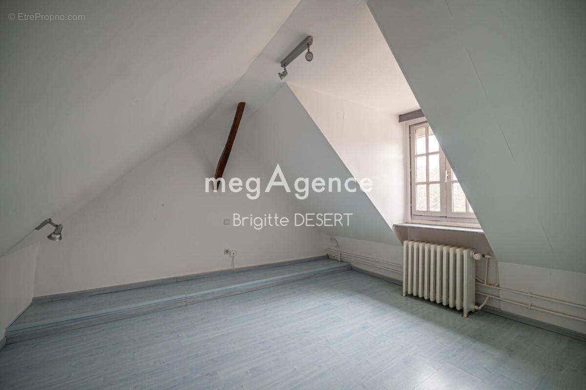 Maison à TORCE-EN-VALLEE