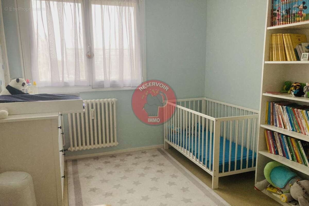 Appartement à CHENOVE