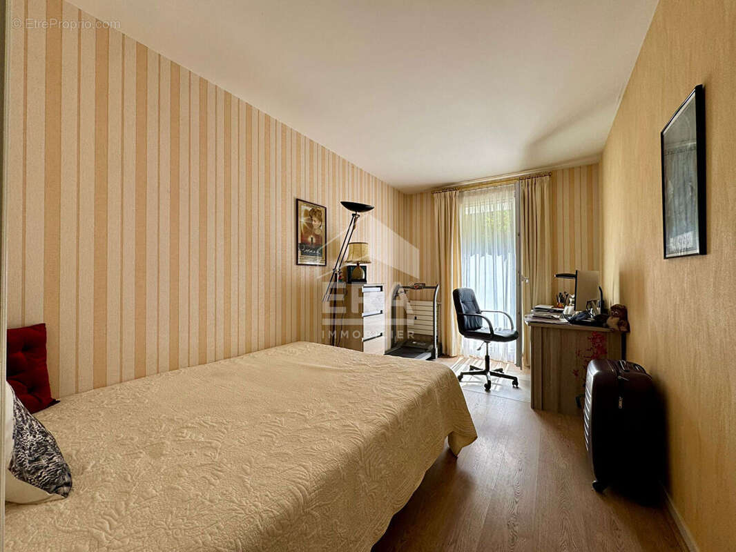 Maison à COMBS-LA-VILLE