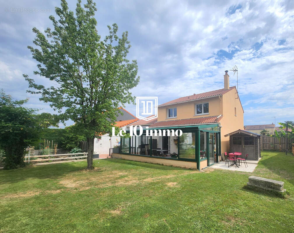 Maison à SAINT-LEGER-SOUS-CHOLET