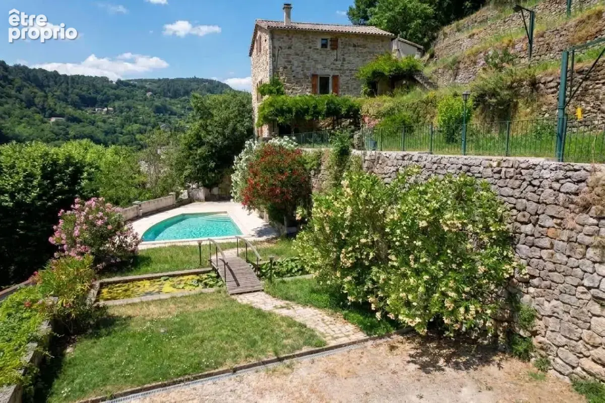 Photo Maison à Largentiere au prix de 360 000€