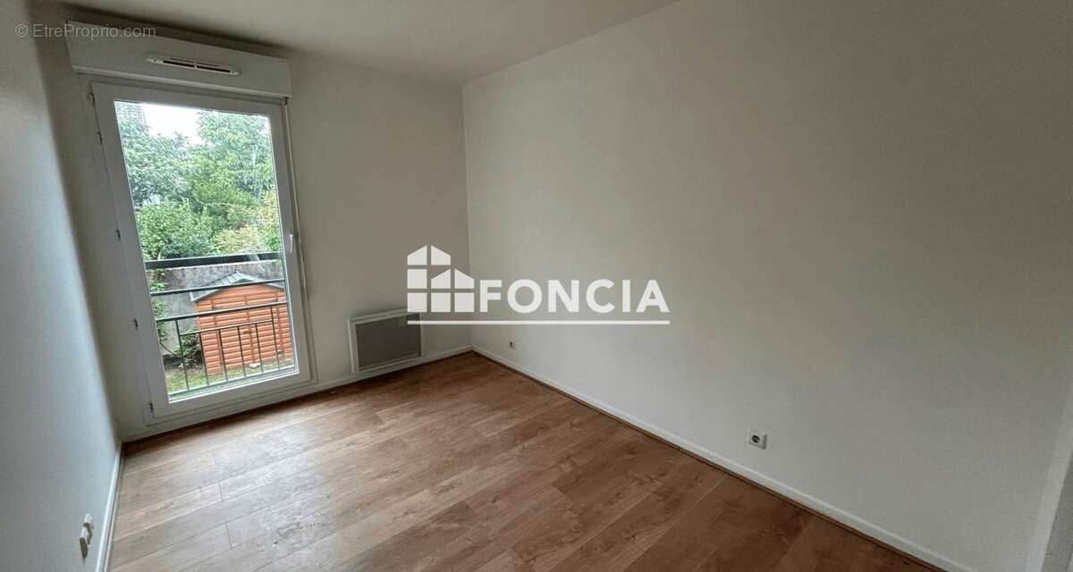 Appartement à BONNEUIL-EN-FRANCE