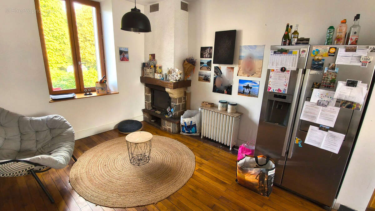 Maison à LA CROISILLE-SUR-BRIANCE