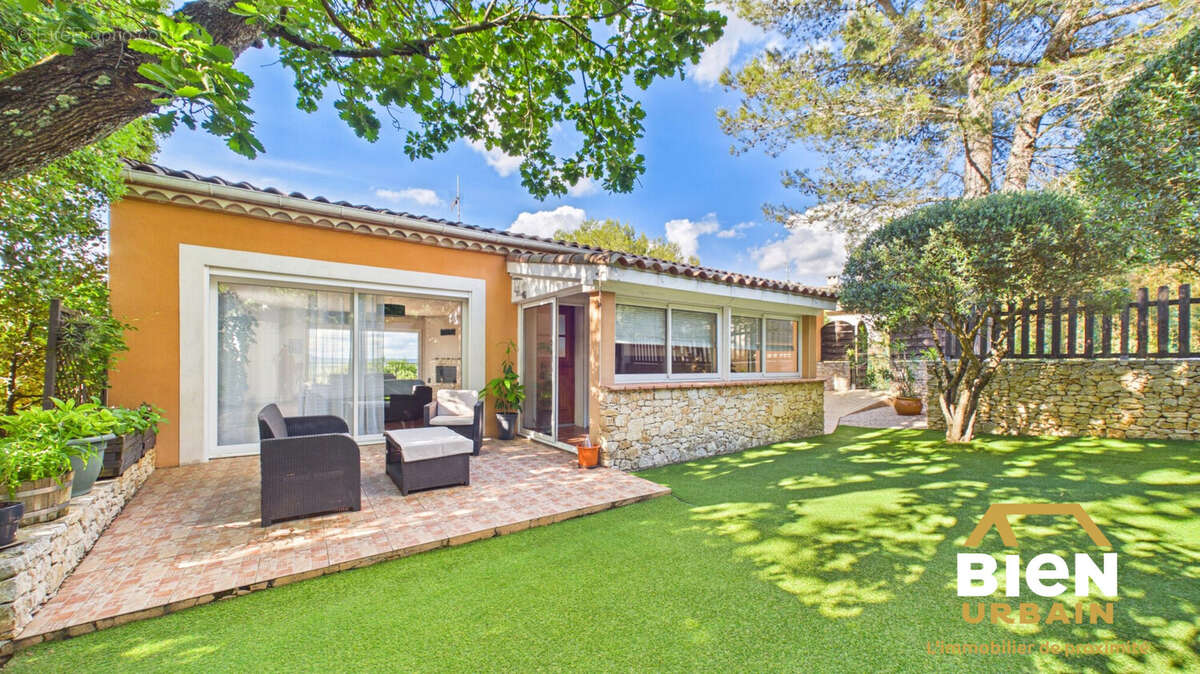 Maison 148 m² à Sainte-Anastasie  - photo 5