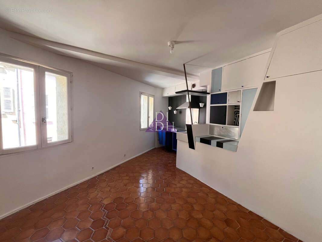 Appartement à HYERES