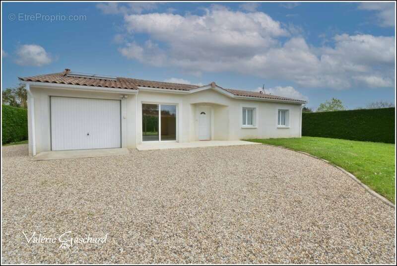 Maison à SAINT-SEURIN-SUR-L'ISLE