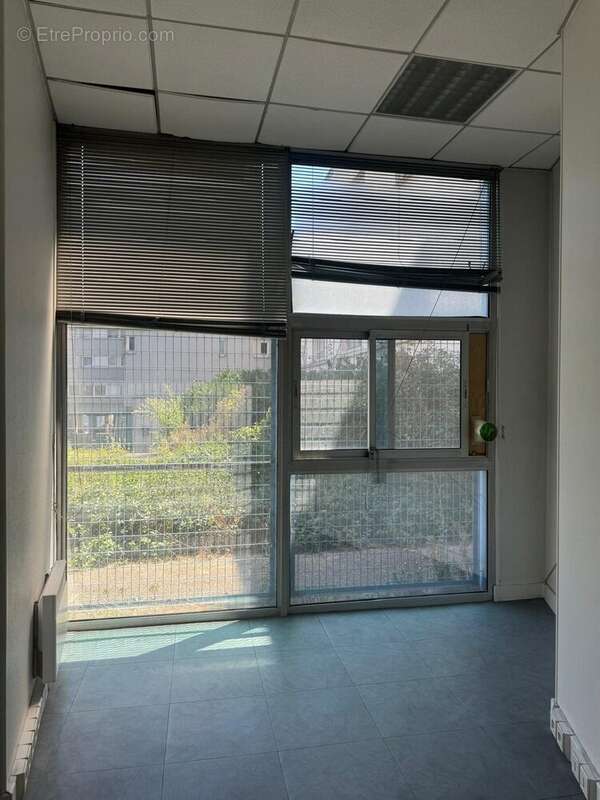 Commerce à GENTILLY