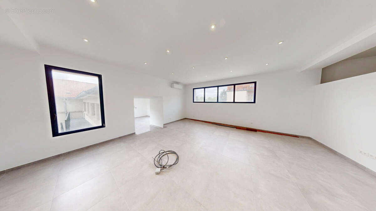 Appartement à SAINT-ANDRE-LES-VERGERS