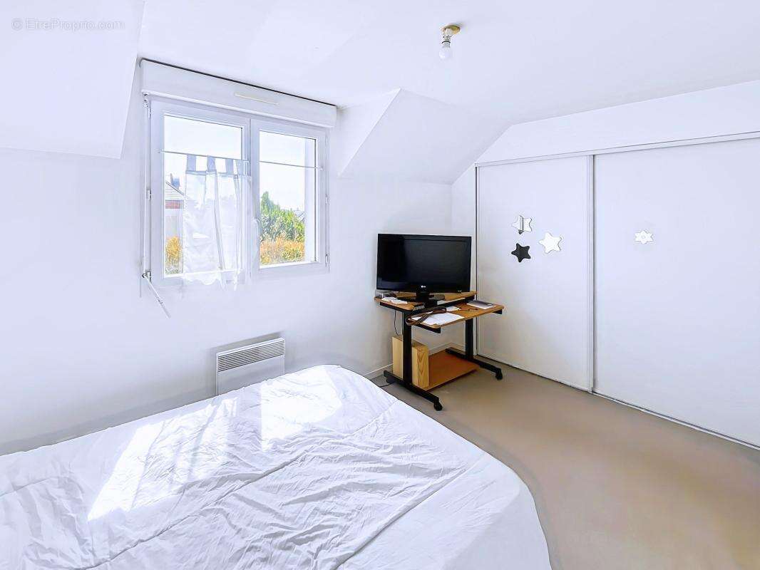  Appartement Duplex 2 Chambres avec Jardin Privatif  Proche Écoles, Commerces, Centre Commercial et Toutes Commodités - photo 8