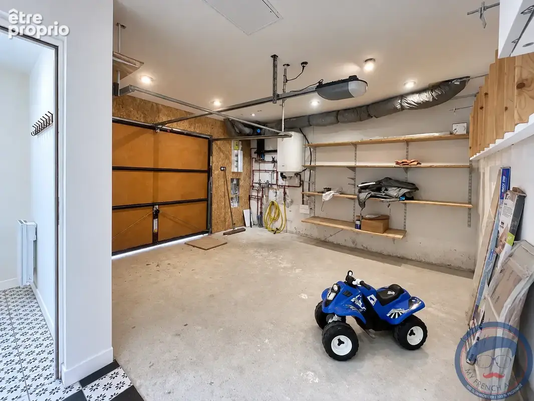 Tours   Prébendes  Maison de ville atypique avec garage, beaux volumes et mezzanine - photo 11