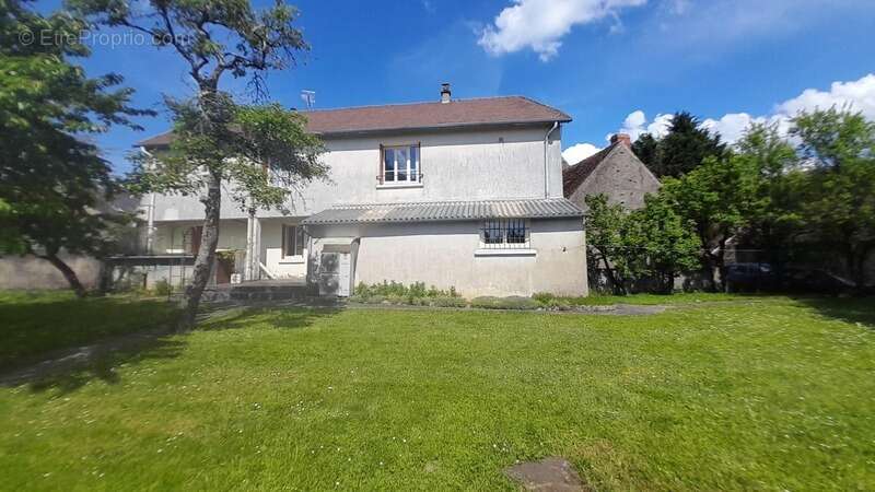 Maison à SAINT-BENOIT-DU-SAULT