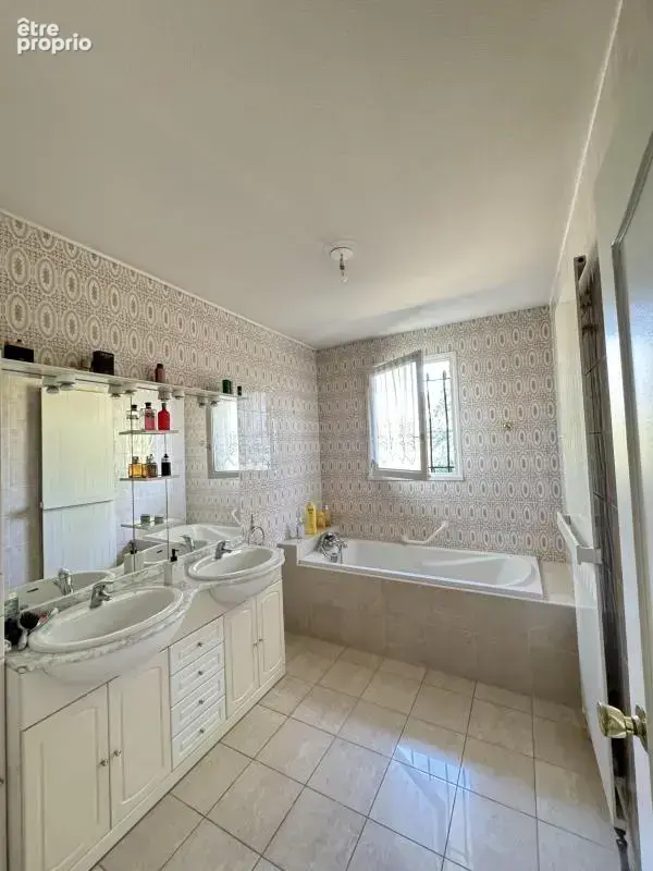 Maison 9 pièces Mions - 425000 € - photo 12