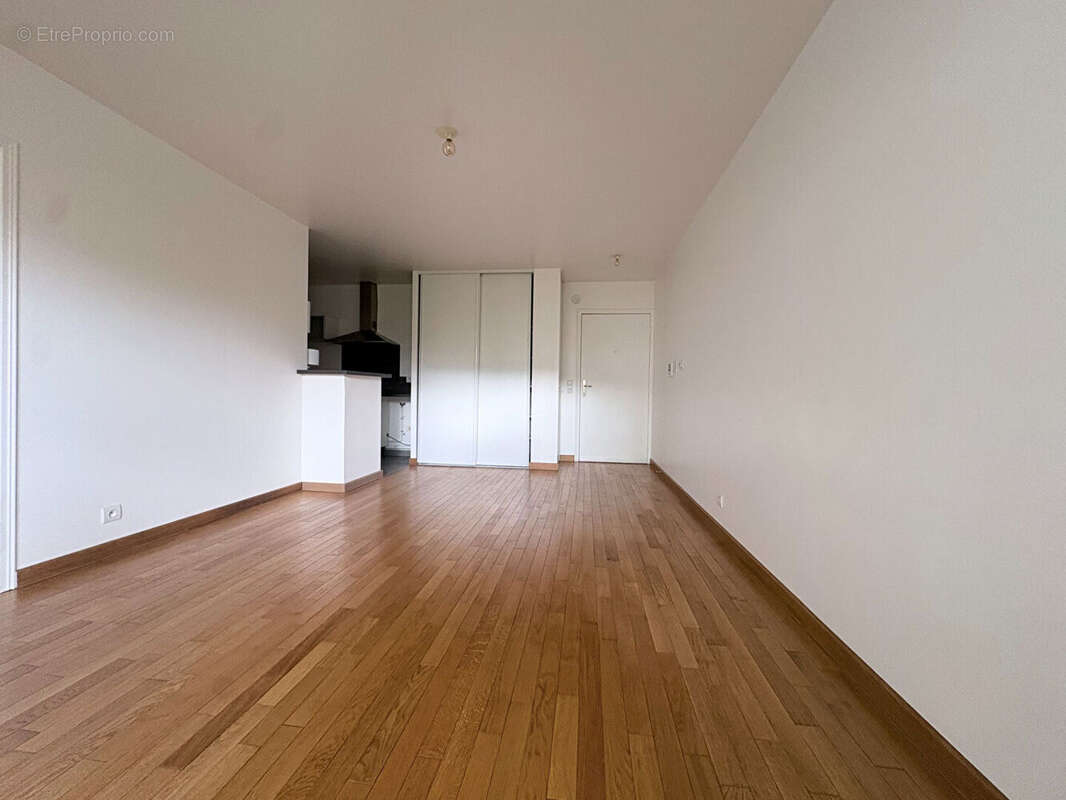 Appartement à ISSY-LES-MOULINEAUX